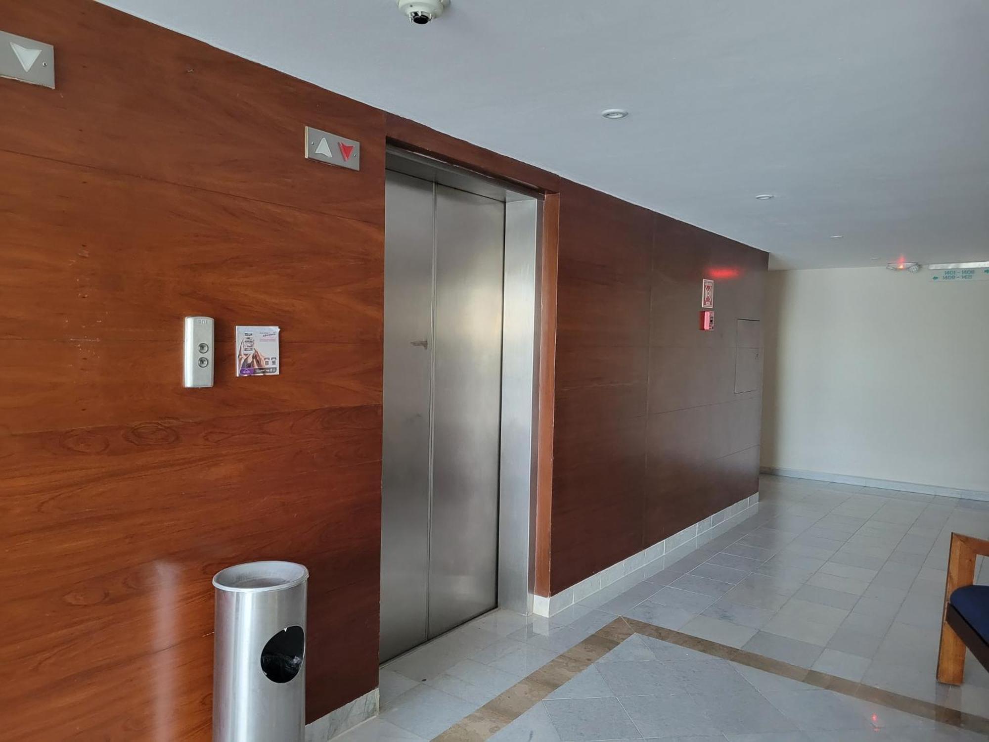 Beachfront Getaway Condo Cancun Bagian luar foto