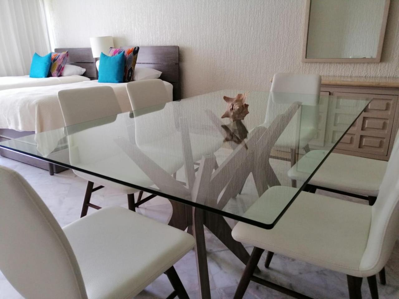 Beachfront Getaway Condo Cancun Ruang foto
