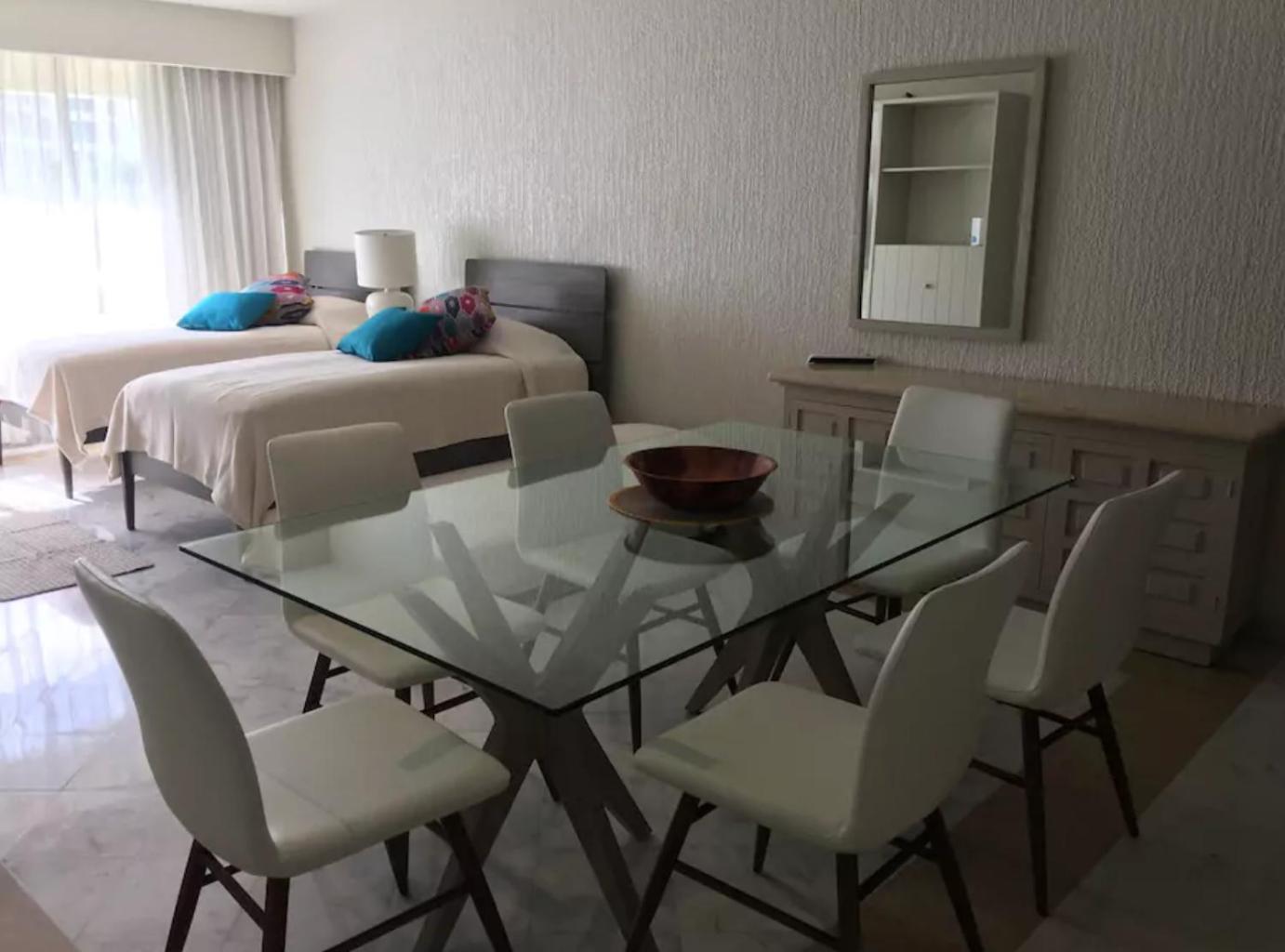 Beachfront Getaway Condo Cancun Ruang foto